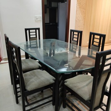 Room in 3 BHK Apartment at Orchid Petals, Sector 49 – for Rent