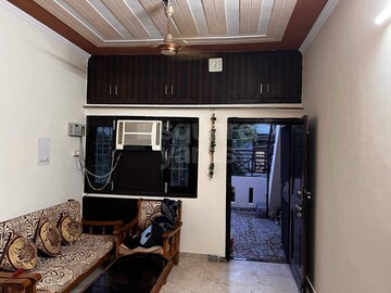 Living Room in 2 BHK Builder Floor at Housing Board Colony, Sector 31 – for Rent