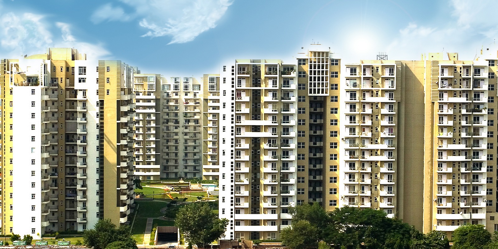 Resale 3 Bedroom 2075 Sq.Ft. Apartment in Bestech Park View City 1