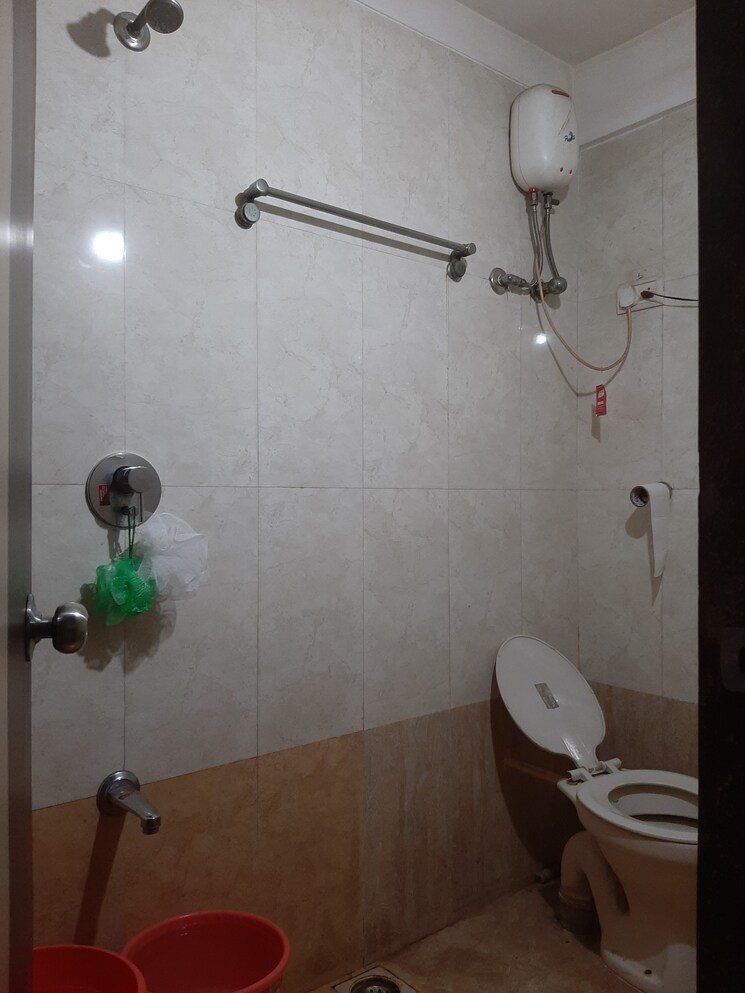 Bathroom, shree-balaji-satyam-towers 2 Bedroom 1200 Sq.Ft. Apartment In Kopar Khairane Navi Mumbai 5232629