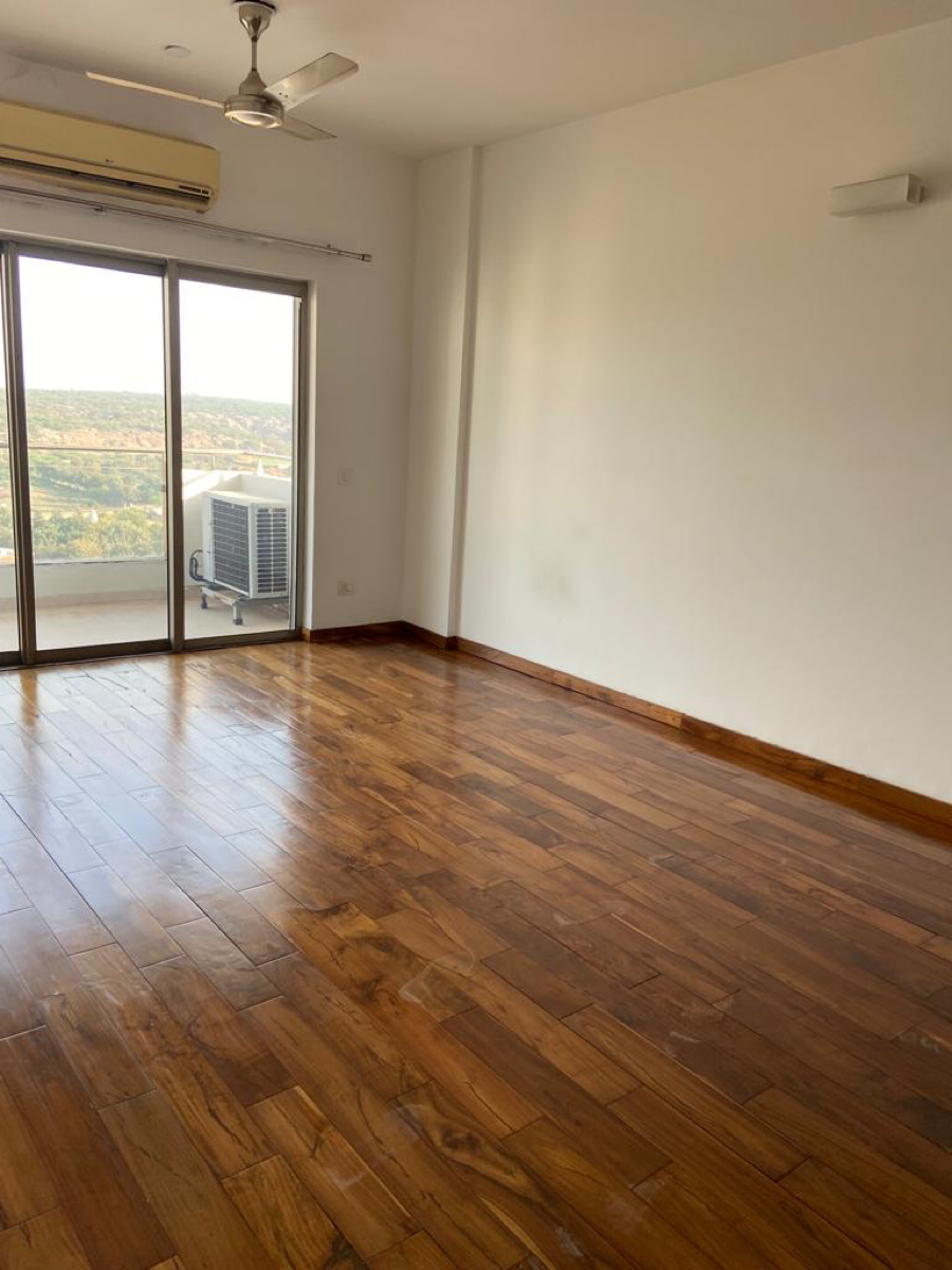 Rental 5 Bedroom 5953 Sq.Ft. Apartment in Tata Raheja Raisina Residency