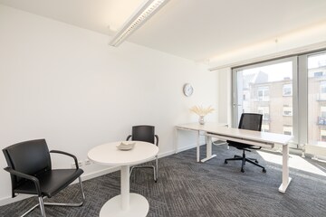  Office Space For Rent in Sector 17