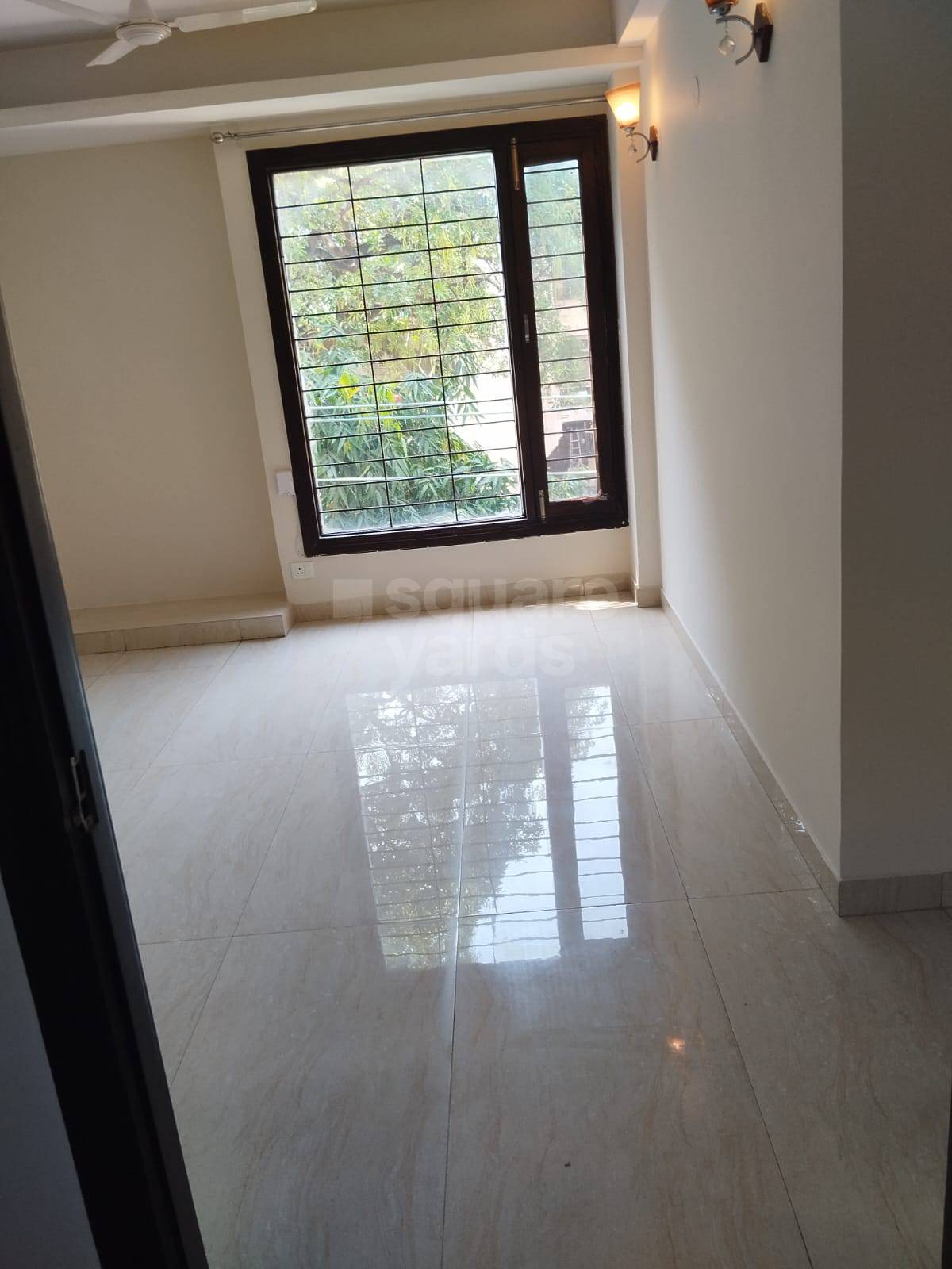 Resale 3 Bedroom 1450 Sq.Ft. Apartment in Narmada Apartment Alaknanda, Alaknanda Delhi 5237055