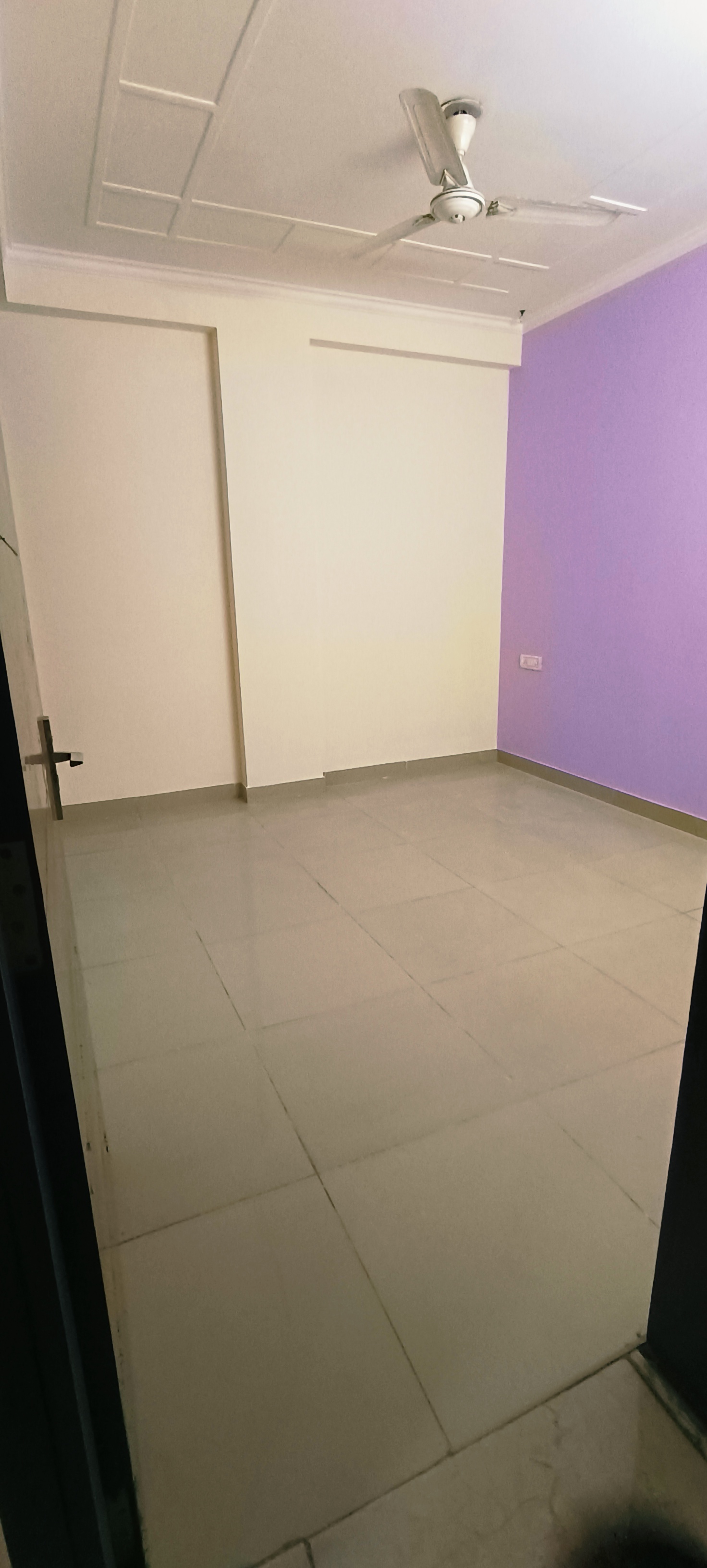 Rental 3 Bedroom 1450 Sq.Ft. Builder Floor in Chattarpur Delhi 5238166