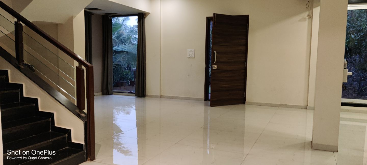 Rental 3 Bedroom 2000 Sq.Ft. Independent House in Cosmos Hawaiian