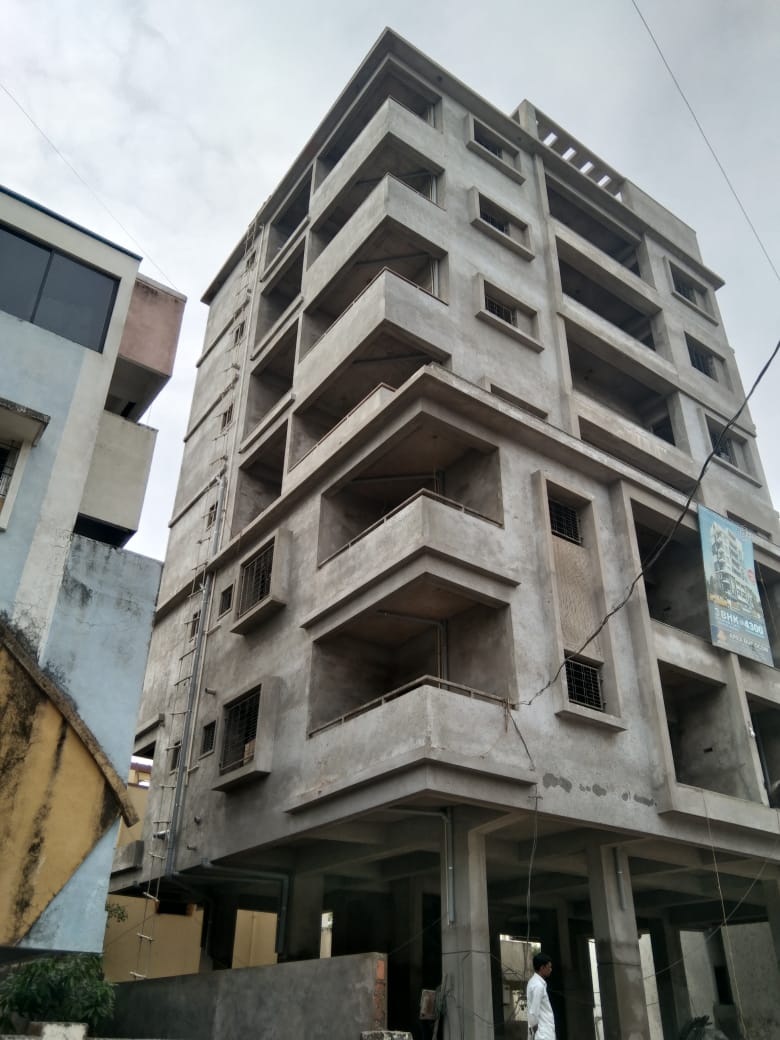 Resale 3 Bedroom 1950 Sq.Ft. Apartment in Manish Nagar Nagpur 5240922