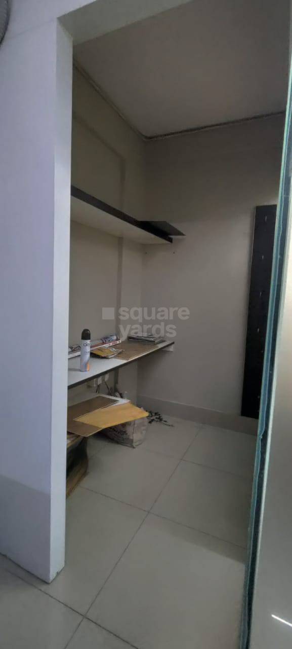 Rental Commercial Office Space 1000 Sq.Ft. in Prestige Meridian