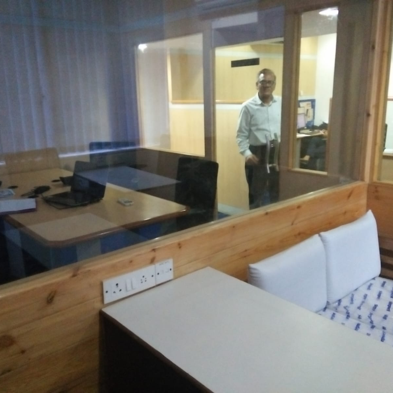 Rental Commercial Office Space 1000 Sq.Ft. in Connaught Place Delhi