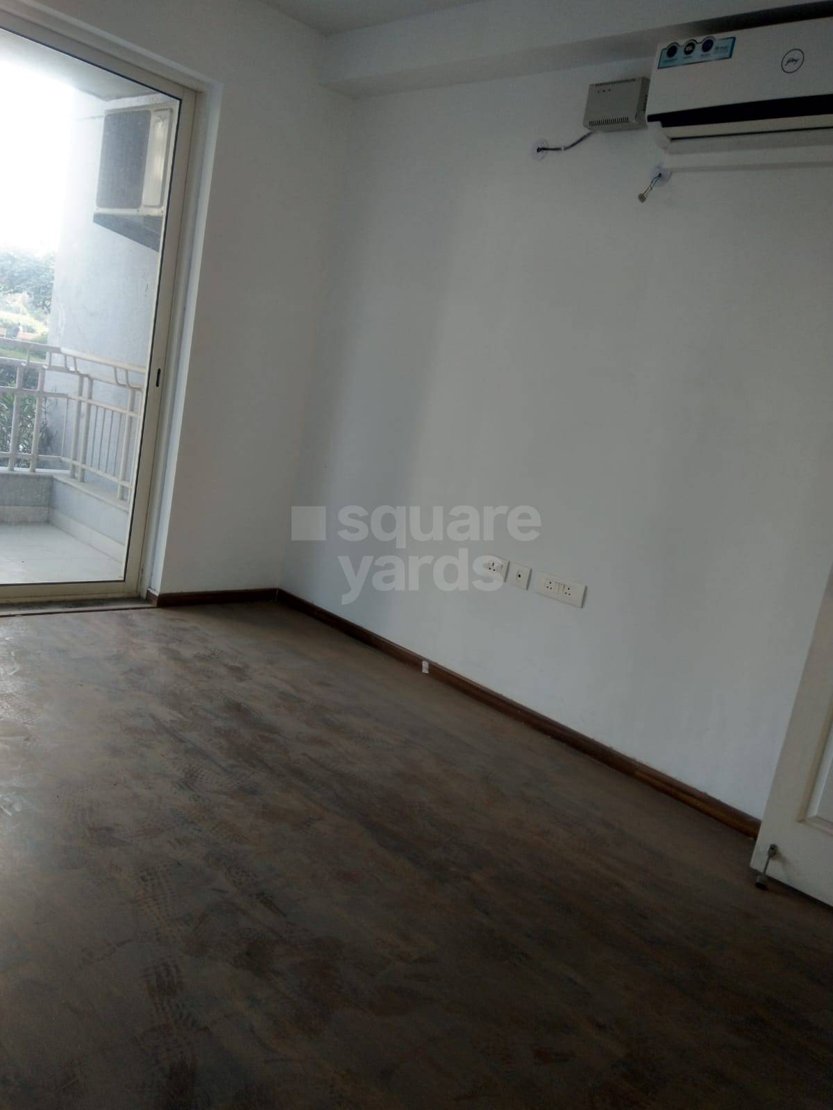 Resale 3 Bedroom 1816 Sq.Ft. Apartment in Godrej Summit, Sector 104 Gurgaon 5246431