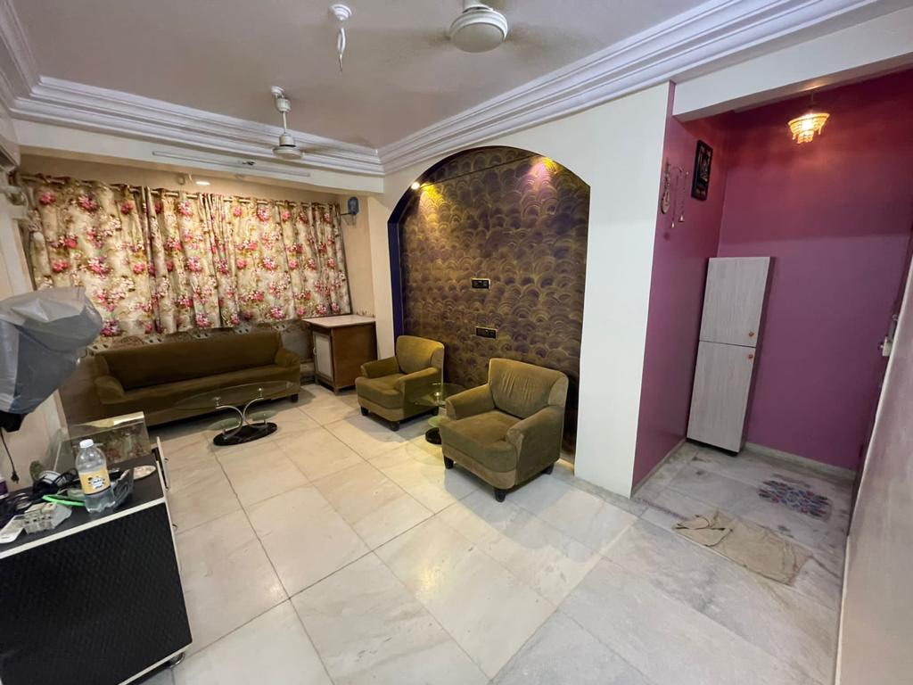 Resale 1 Bedroom 500 Sq.Ft. Apartment in Shalimar Apartments Ghatkopar