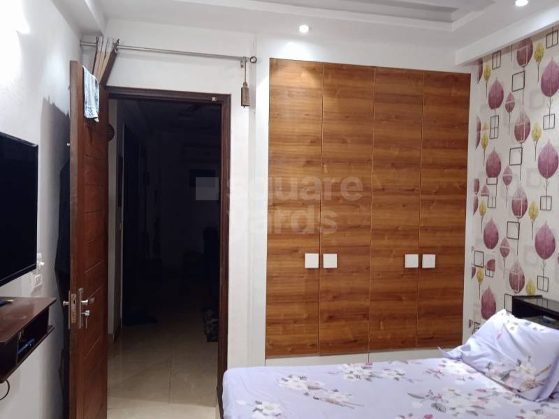 Rental 2.5 Bedroom 1340 Sq.Ft. Apartment in WTC Noida Phase 3, Noida Ext Tech Zone 4 Greater