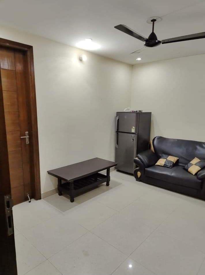 Resale 6+ Bedroom 11700 Sq.Ft. Penthouse in Karol Apartment, Ip