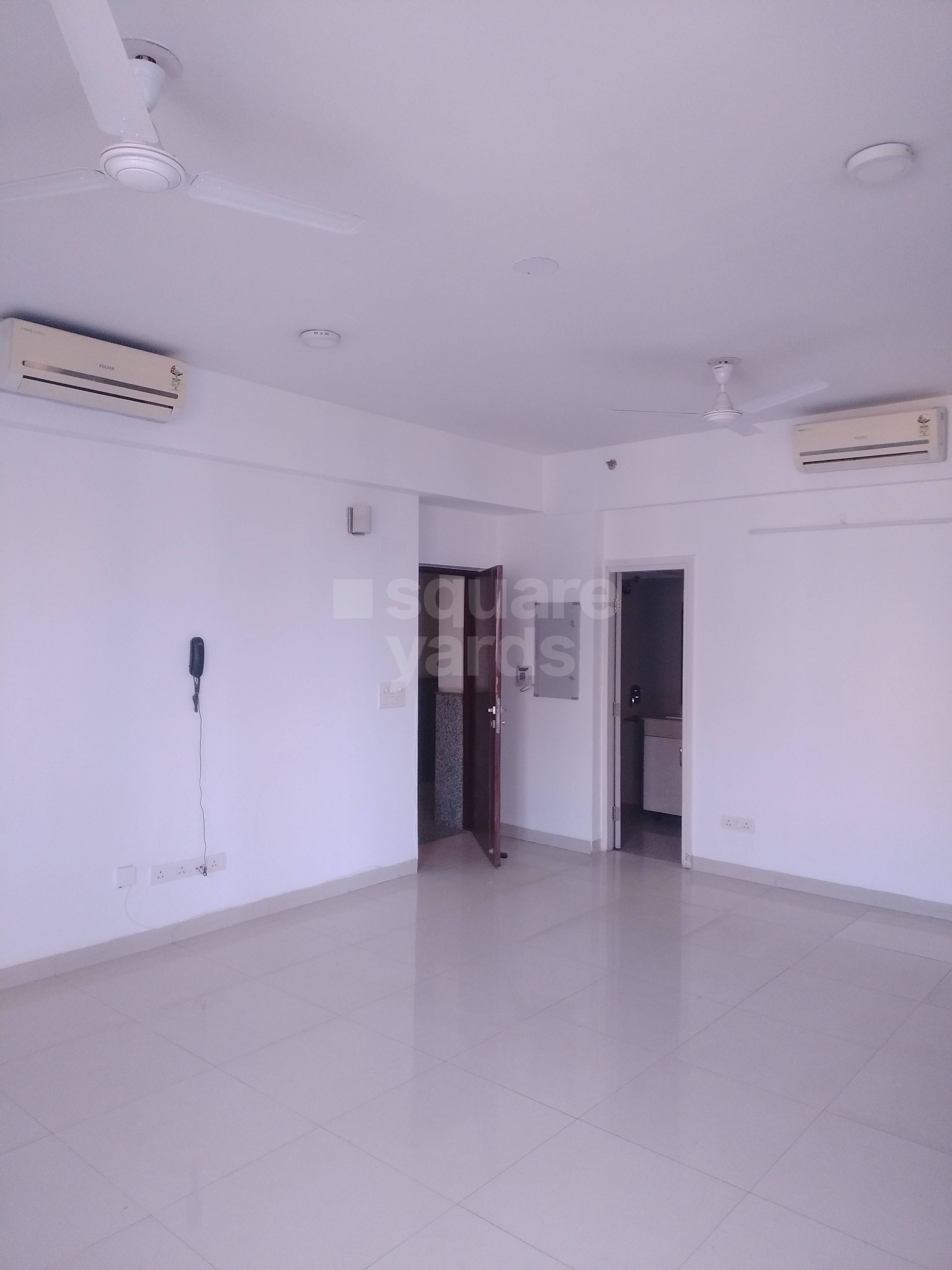 Rental 2 Bedroom 1125 Sq.Ft. Apartment in Emaar The Palm DrivePalm