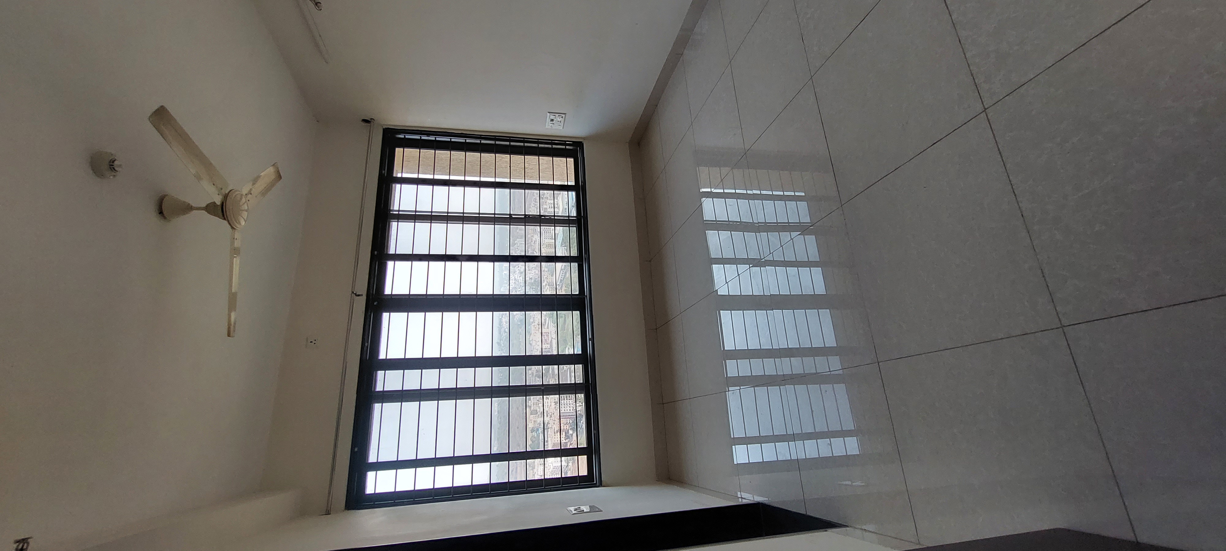 Rental 3 Bedroom 1358 Sq.Ft. Apartment in Magarpatta Nanded City Sargam