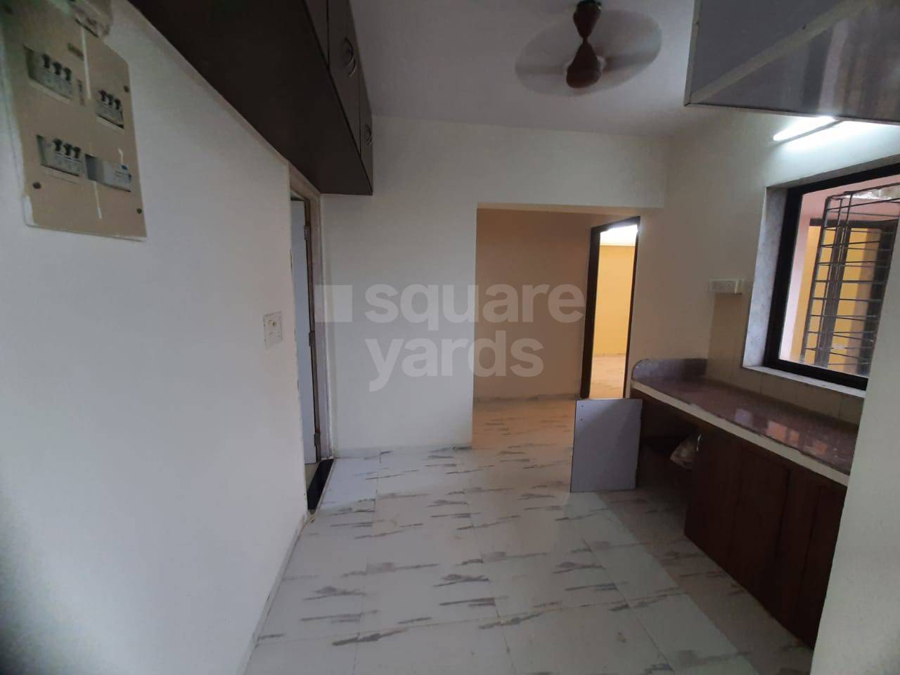 Rental 2 Bedroom 800 Sq.Ft. Apartment in Royal Palms Garden View, Goregaon East Mumbai 5252863