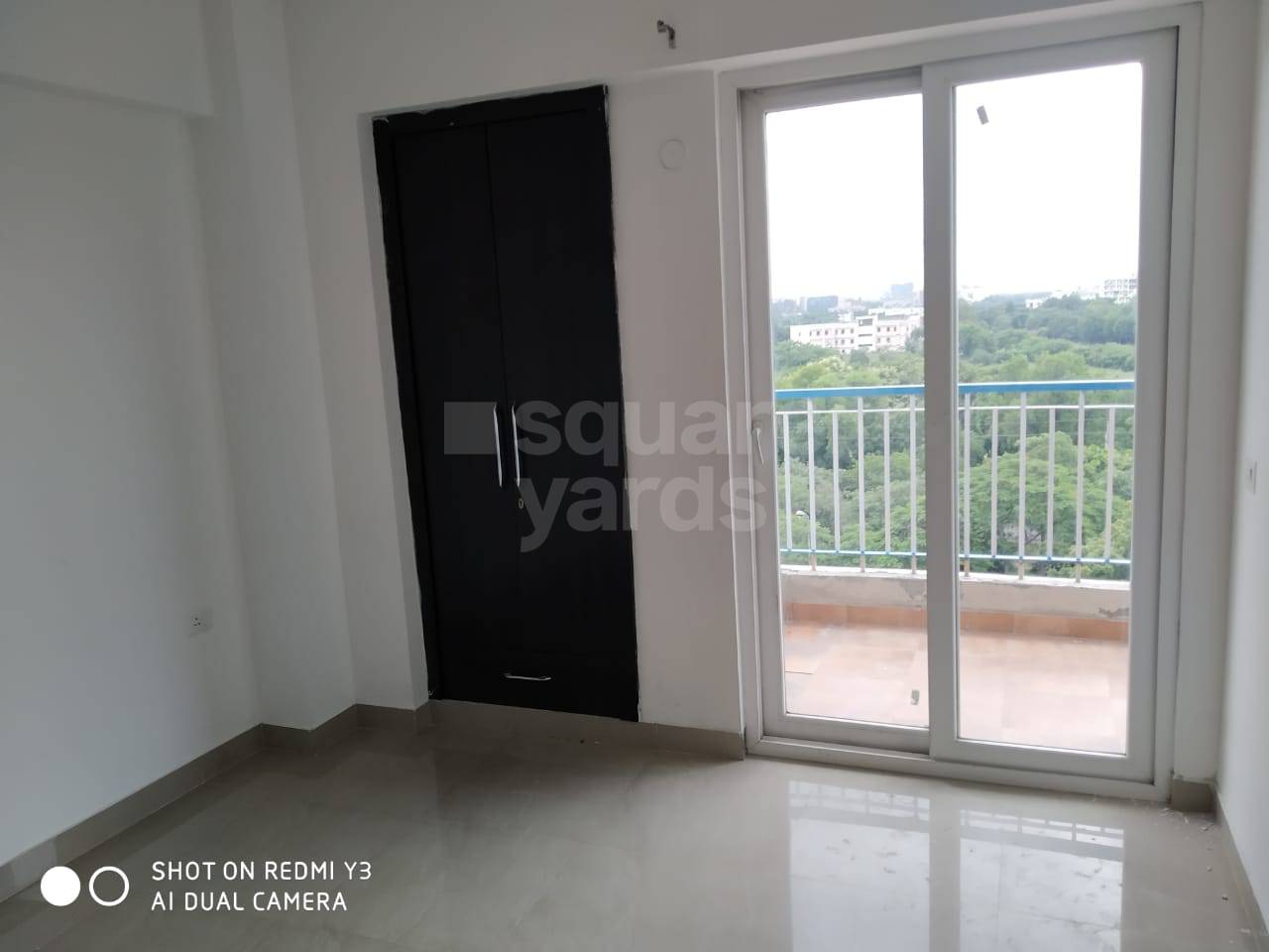Rental 3 Bedroom 1350 Sq.Ft. Apartment in Msx Alpha Homes, Gn Sector