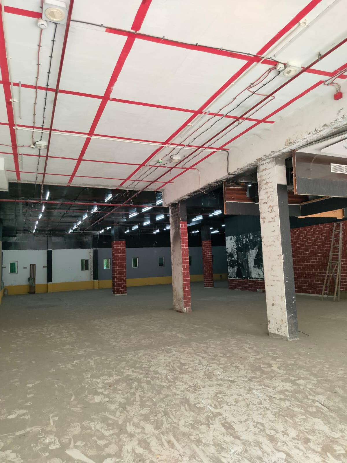 Rental Commercial Shop 5000 Sq.Ft. in Soham Tropical Lagoon, Ghodbunder