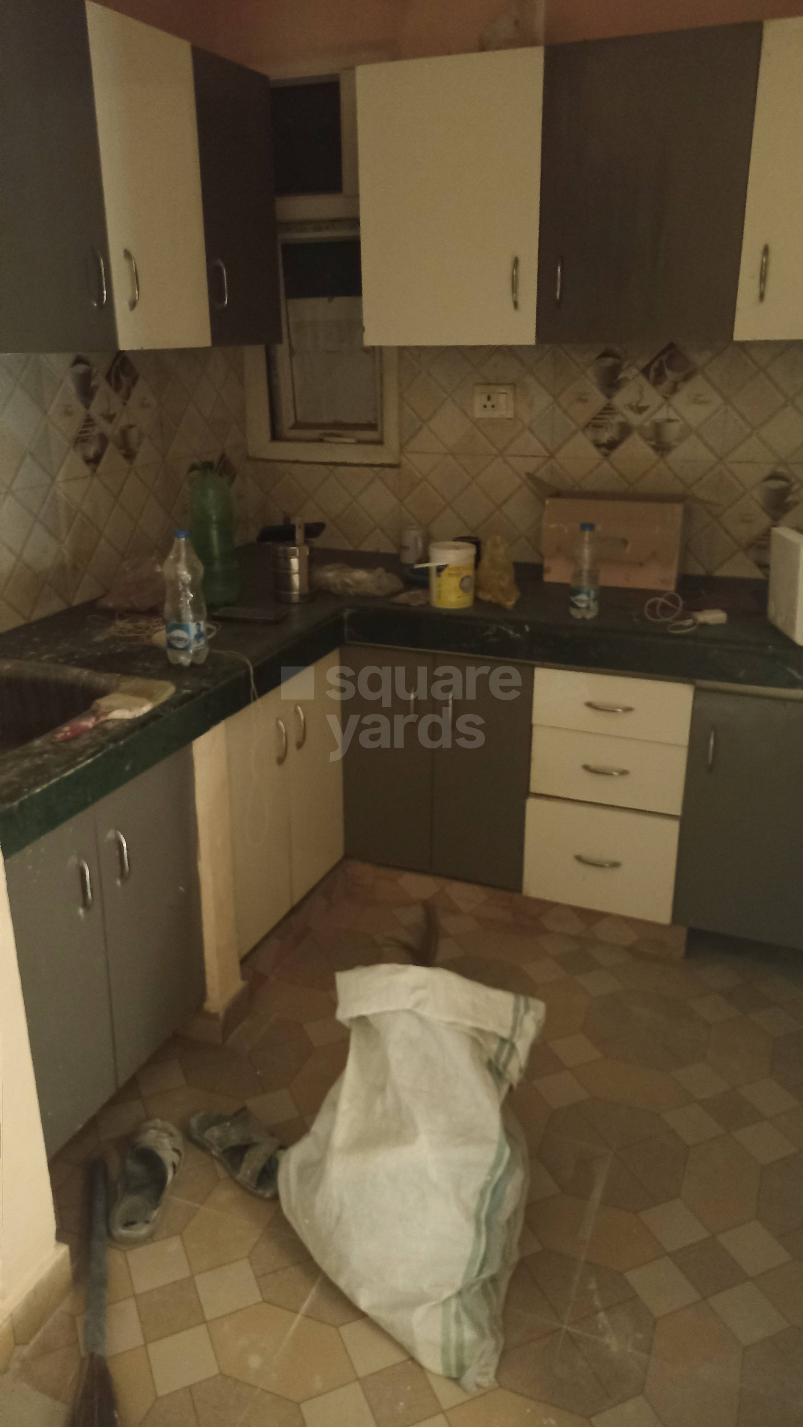 Rental 3 Bedroom 6600 Sq.Ft. Independent House in Krishna Enclave