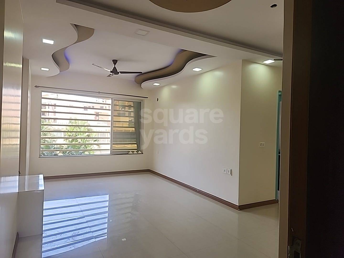 Rental 2 Bedroom 898 Sq.Ft. Apartment in Soham Tropical Lagoon