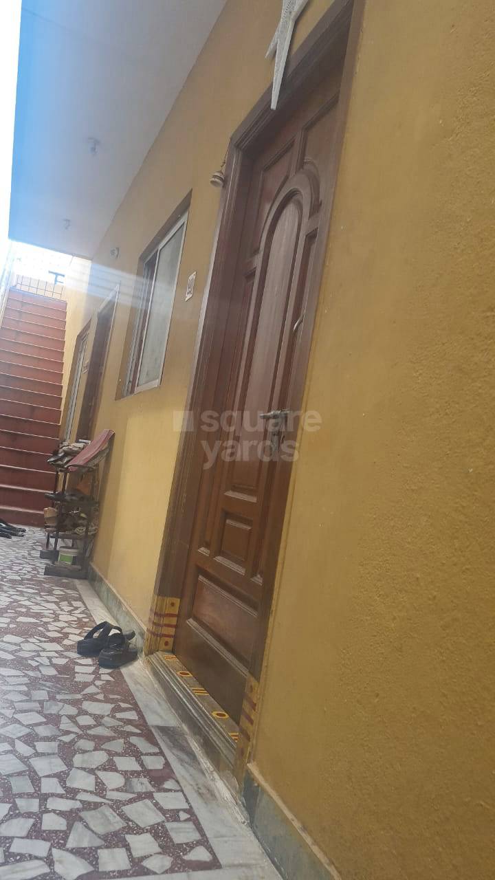 5+ Independent House near Muthumariamman Temple, Guindy Chennai for Sale