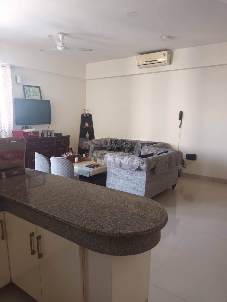 Rental 3 Bedroom 1950 Sq.Ft. Apartment in Emaar The Palm DriveThe Premier Terraces, Sector 66