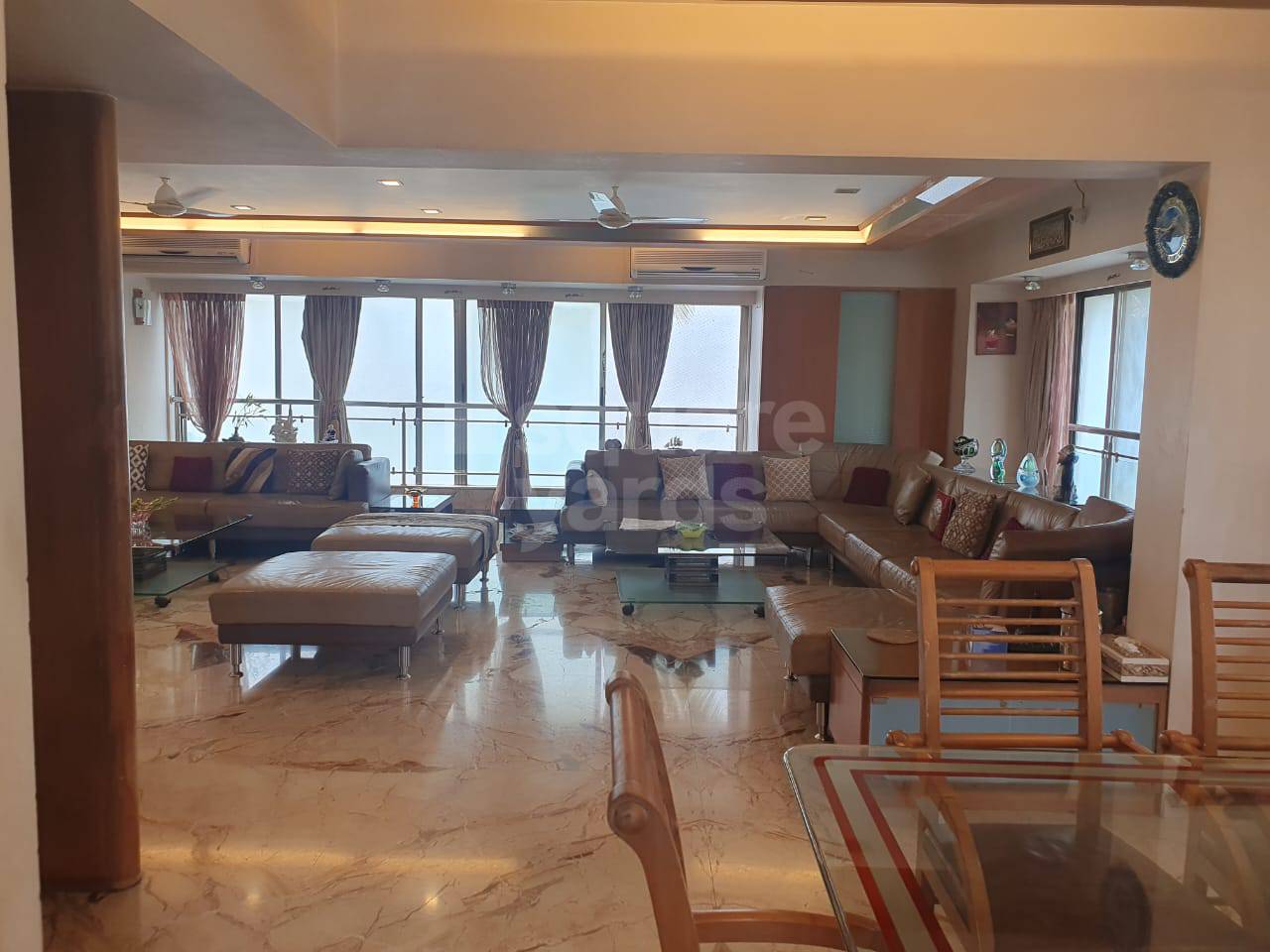 Resale 2 Bedroom 720 Sq.Ft. Apartment in Bandra West Mumbai 5466691