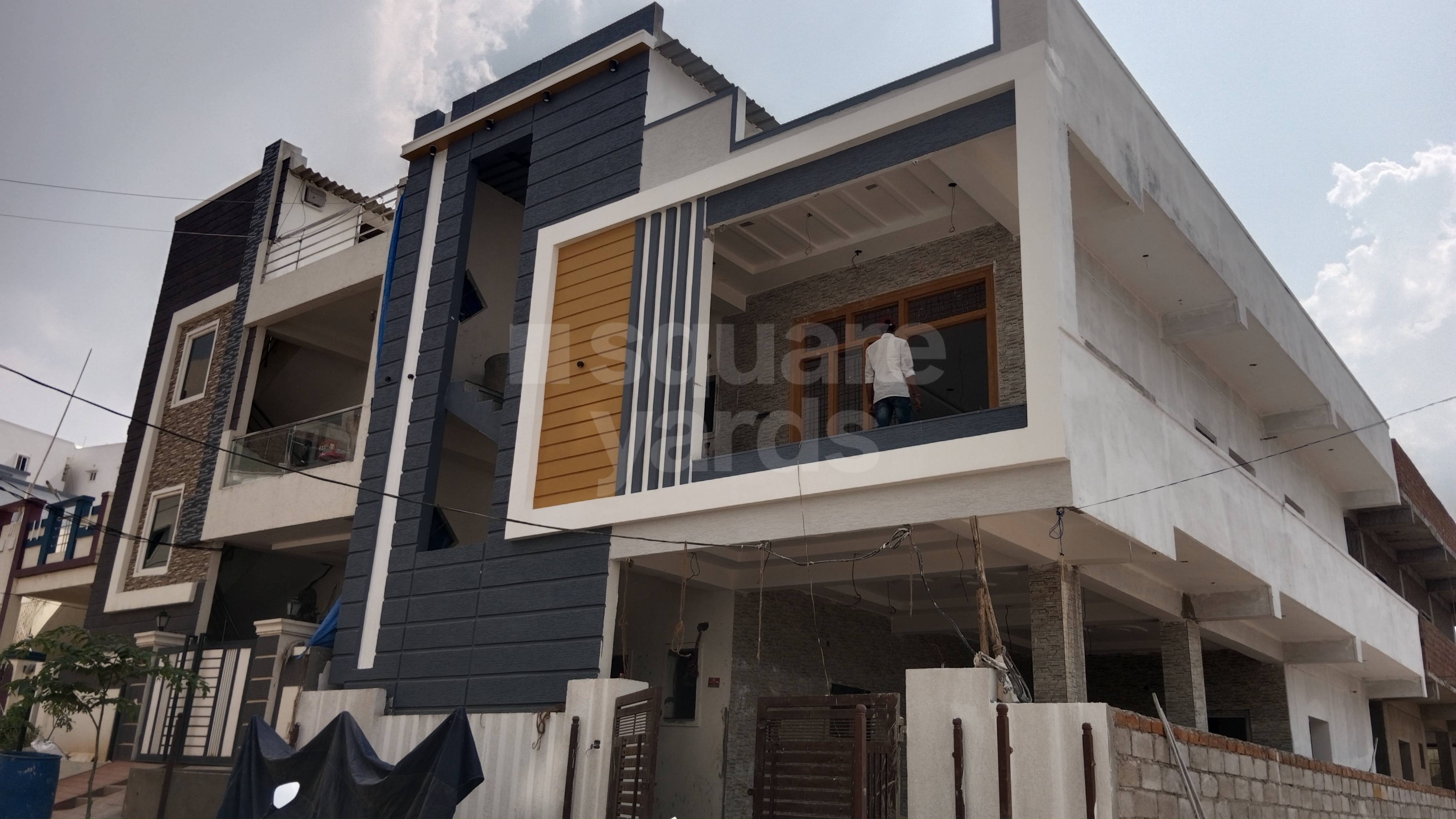 Resale 4 Bedroom 120 Sq.Yd. Villa in Krishna Reddy Pet Hyderabad 5414451