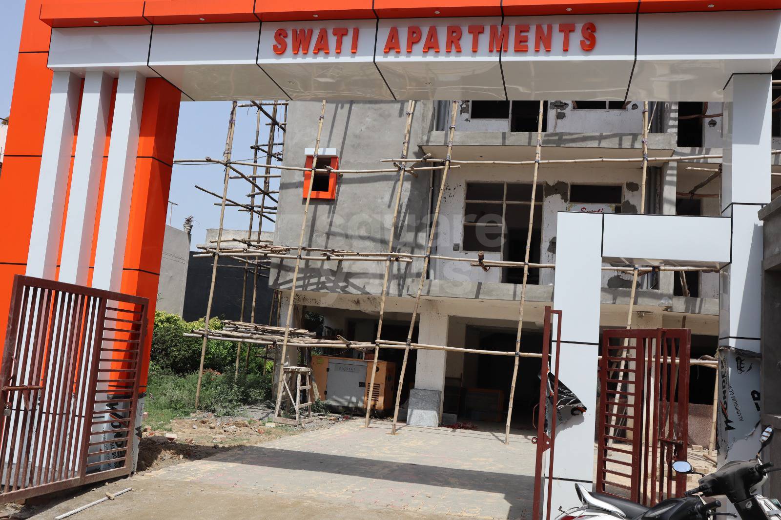 Resale 3 Bedroom 1655 Sq.Ft. Apartment in Rohta Road Meerut 5276653