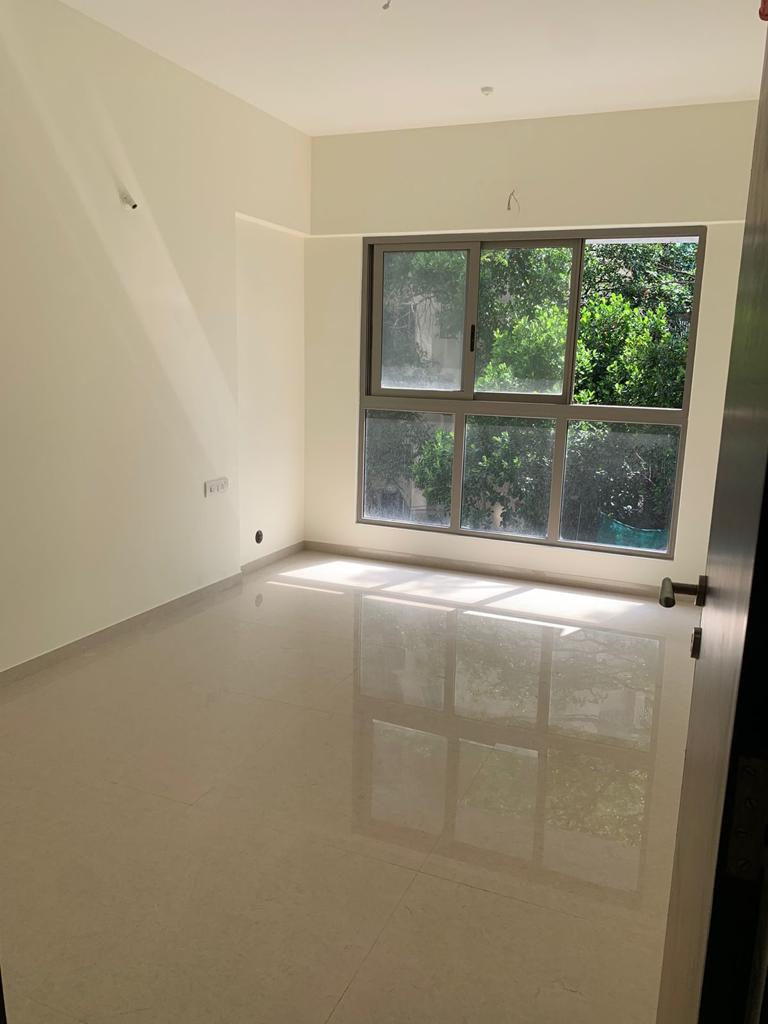 Rental 3 Bedroom 1084 Sq.Ft. Apartment in Ekta Tripolis, Goregaon West