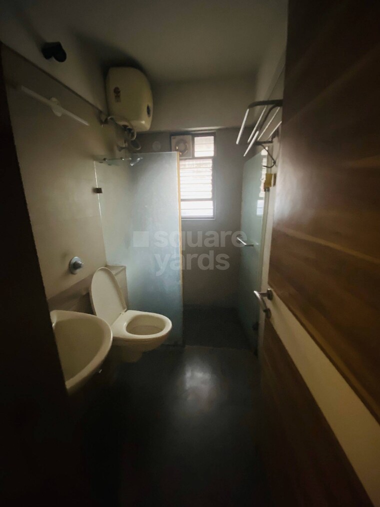 Attached Bathroom, kool-homes-solitaire-i 3 Bedroom 1500 Sq.Ft. Apartment In Kondhwa Pune 5282753