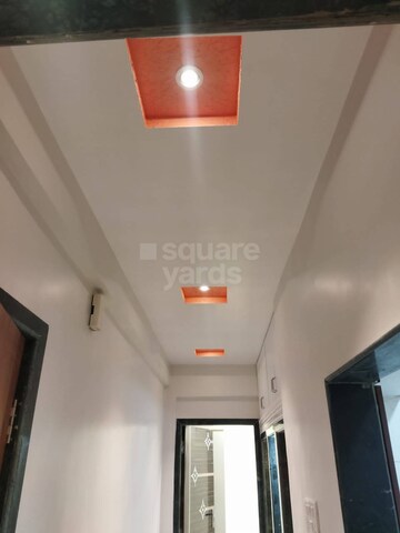 Room in 1 BHK Apartment at Sea Crest Apartment, Andheri West – for Sale