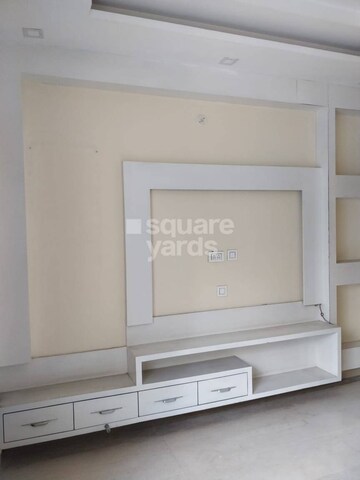 Living Room in 3 BHK Builder Floor at Malibu Town – for Rent