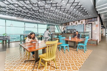  Office Space – Exterior View View at Dlf Phase ii - for Rent