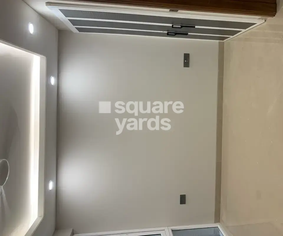 Resale 6+ Bedroom 12500 Sq.Yd. Villa in Bijwasan Delhi 5288672