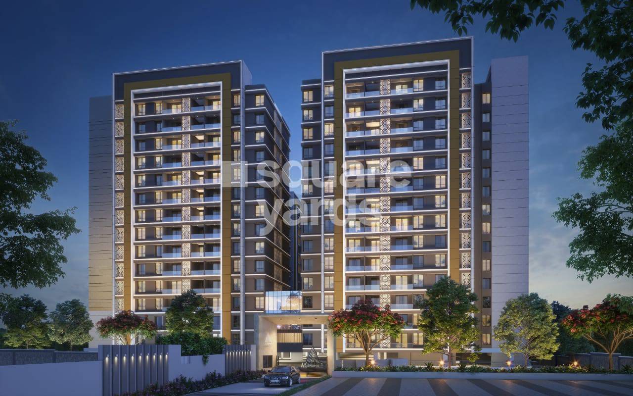 Resale 4 Bedroom 2200 Sq.Ft. Penthouse in Kumar Parth Towers, Baner