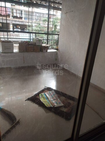 Room in 1 BHK Apartment at Shiv Corner CHS, Taloja – for Sale