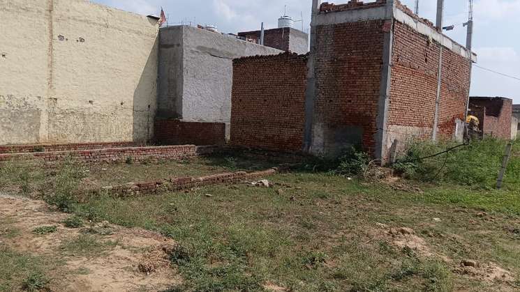 Faridabad Mai Basi Huyi Colony Mai Plots