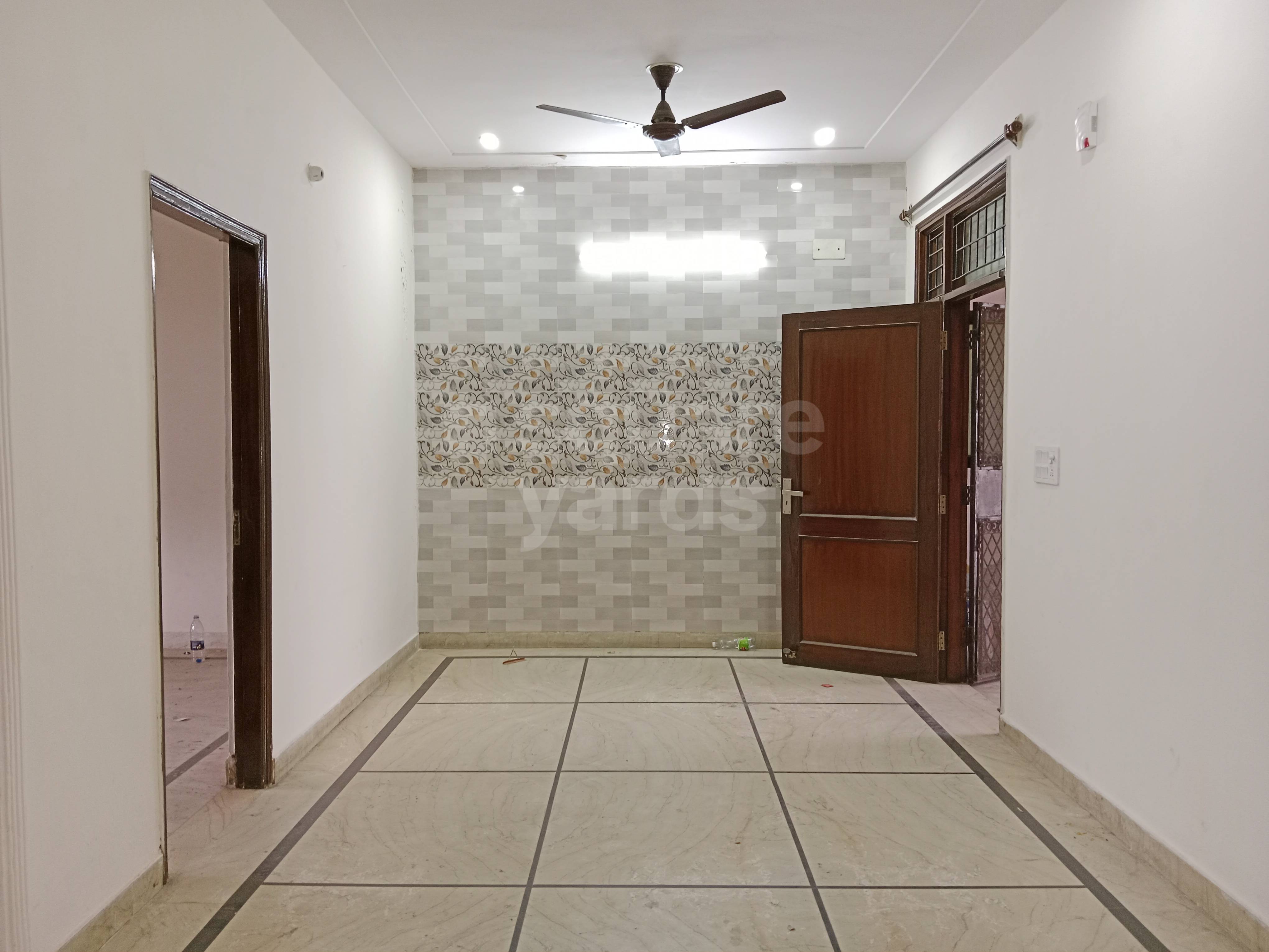 Resale 2 Bedroom 850 Sq.Ft. Builder Floor in Ashoka Enclave Faridabad