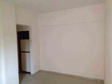 Room in 1 BHK Apartment at Nanda Amrut Residency, Boisar – for Rent