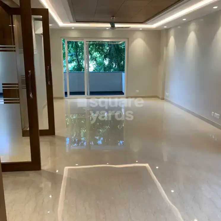 6+ Bedroom 800 Sq.Yd. Independent House in West End Colony Delhi