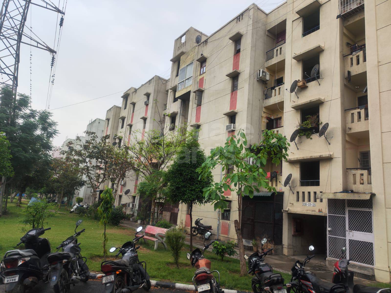 Resale 1 Bedroom 380 Sq.Ft. Apartment in Golf Link Apartments Dwarka