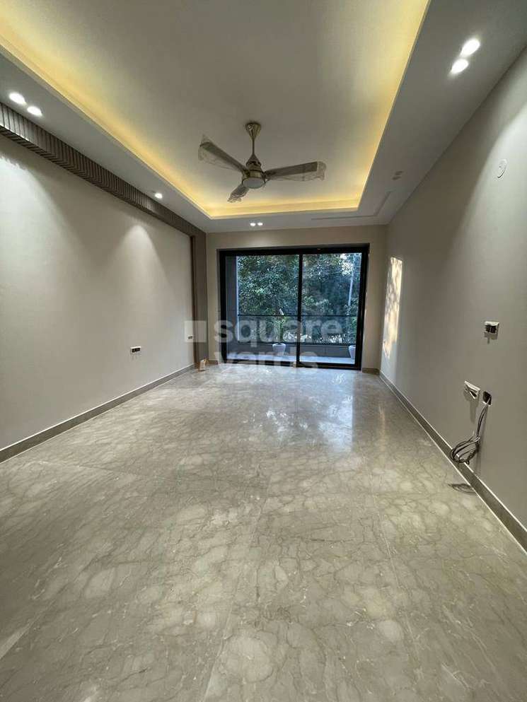 3.5 Bedroom 2100 Sq.Ft. Builder Floor in Sushant Lok I Gurgaon