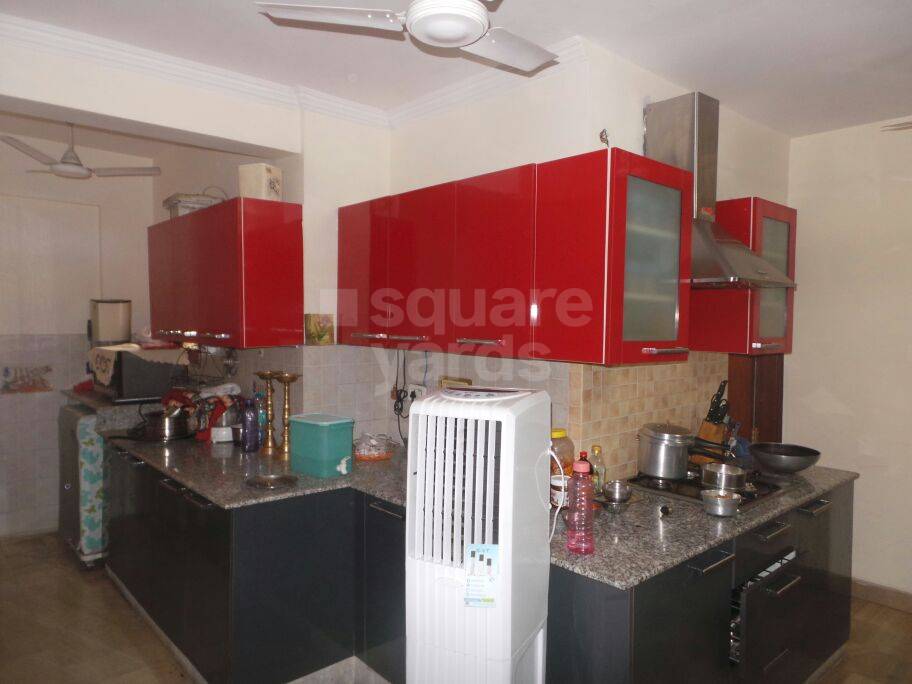 Resale 5 Bedroom 4500 Sq.Ft. Penthouse in Maple Heights, Sector 43