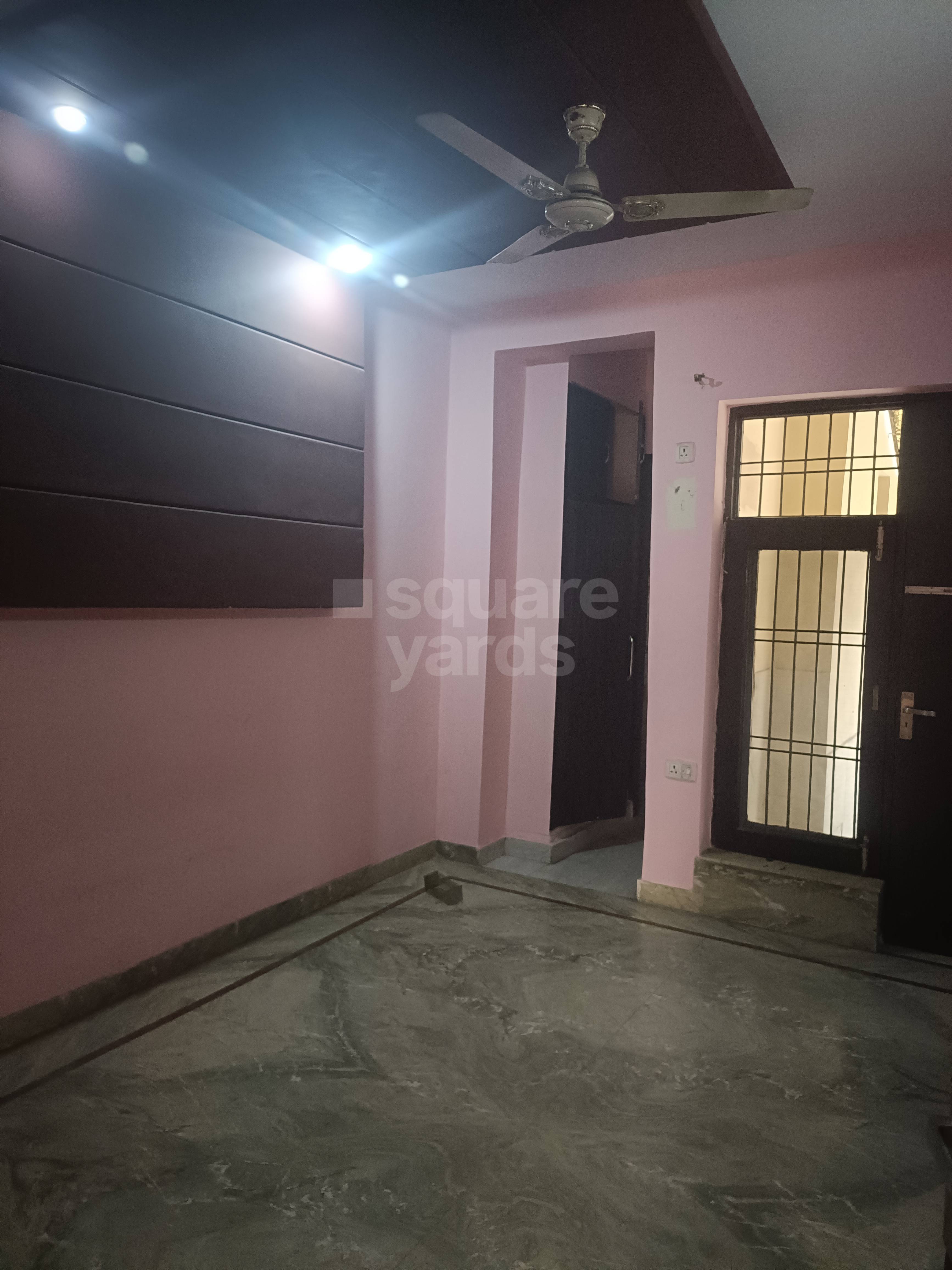 Resale 3 Bedroom 250 Sq.Yd. Builder Floor in Ashoka Enclave Faridabad