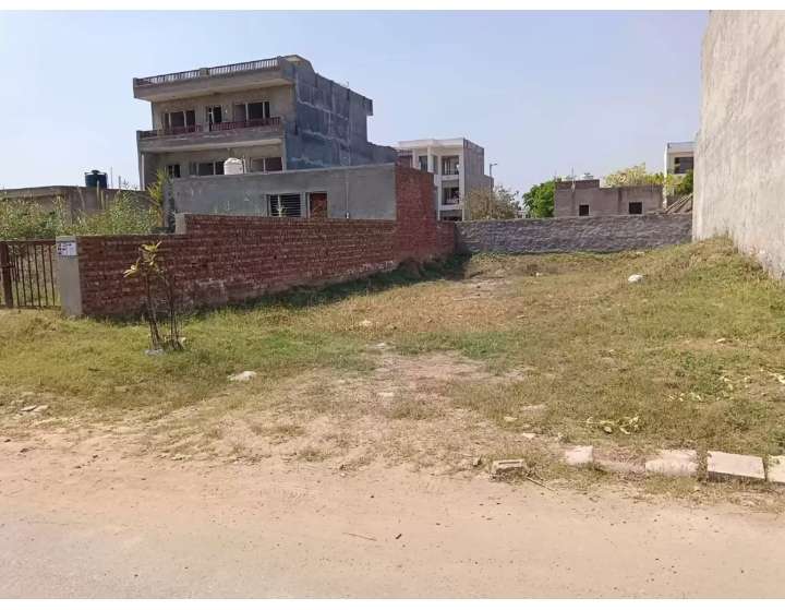 310 Sq.Yd. Plot in Sector 125 Mohali
