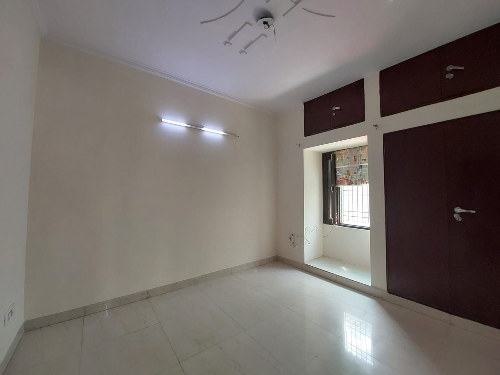 Rental 3 Bedroom 1300 Sq.Ft. Builder Floor in Ekta Apartments Paschim Vihar, Paschim Vihar Delhi
