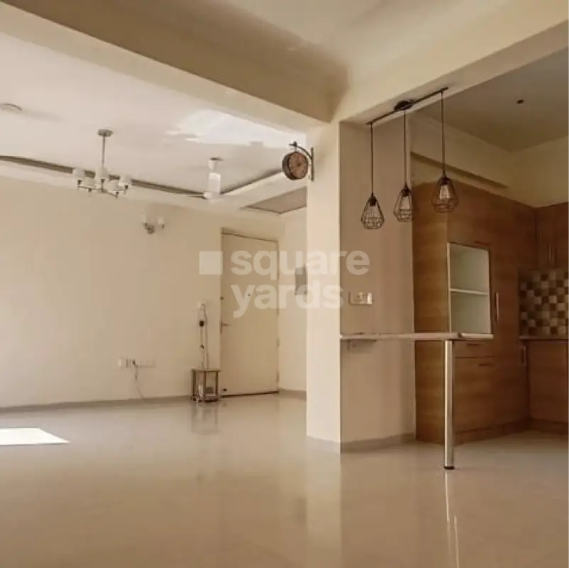 4 BHK + Servant Room Apartment For Rent in Tulip Violet