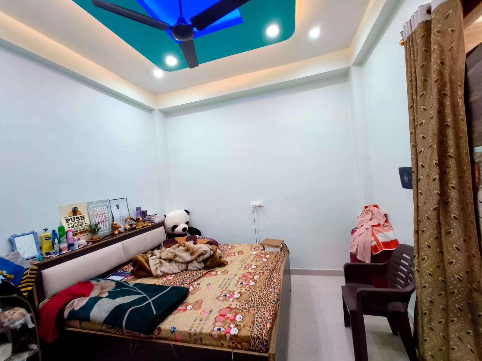 Rental 3 Bedroom 1375 Sq.Ft. Apartment in Gomti Nagar Lucknow 5464944