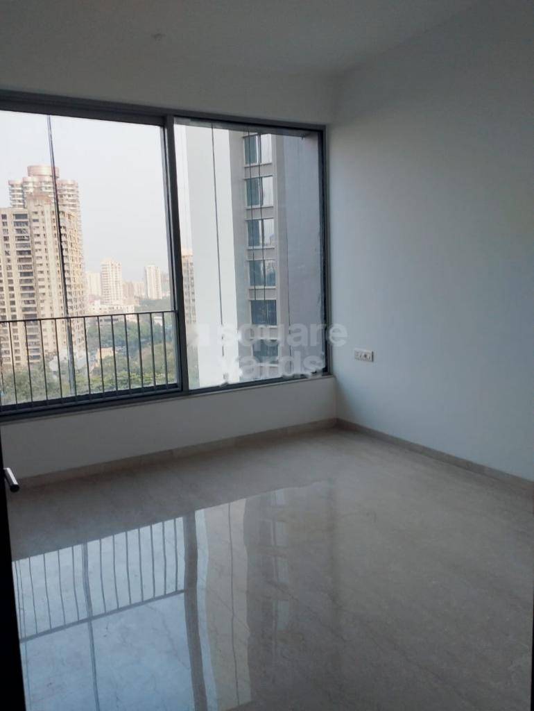 Rental 3 Bedroom 1049 Sq.Ft. Apartment in Oberoi Eternia, Mulund West