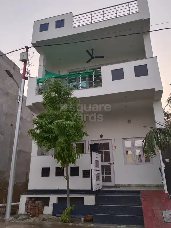 6+ Bedroom 100 Sq.Ft. Independent House in Achheja Greater Noida